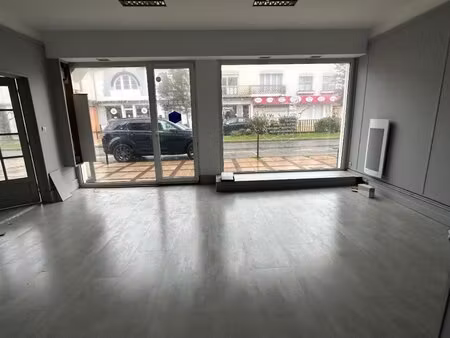 en vente local commercial 70 m² – 254 000 € |stella-plage