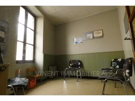 location commerce 70 m² à le teil (07400)