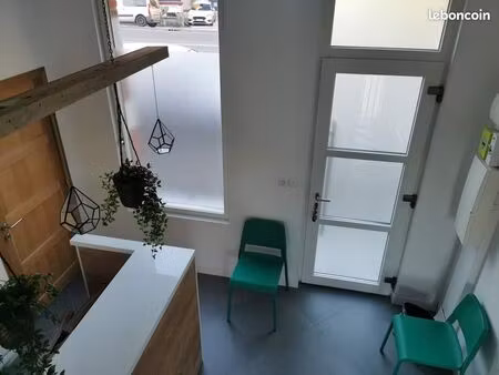 cabinet maison paramédicale avenue très passante