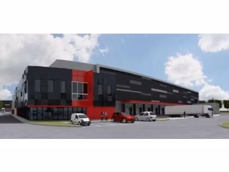 location commerce 5120 m² à saint-quentin-fallavier (38070)
