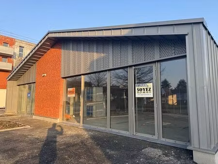 location commerce 298 m² à valenciennes (59300)