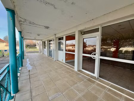 location commerce 64 m² à villeneuve-sur-lot (47300)