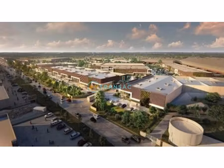 location local industriel 470 m² à la queue-en-brie (94510)