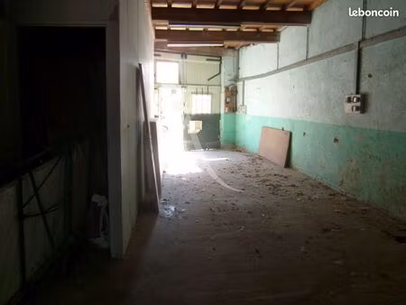 entrepôt 80 m² l isle jourdain