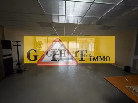 a louer entrepot de 65 m² à neuilly s/ marne