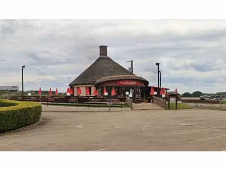 nitry - local commercial de 244 m2 env. à louer