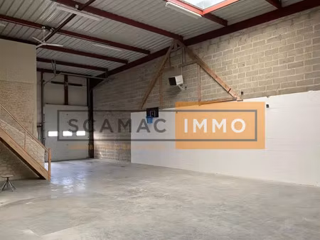 local d'activités de 200m²