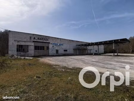 local industriel vecqueville