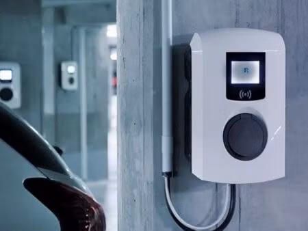 loue places de paking avec borne de recharge