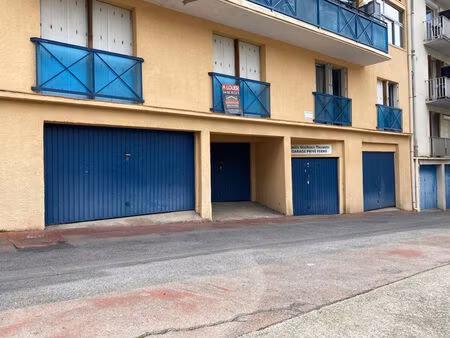 location parking amélie-les-bains-palalda 66110 - 60 € - surface privée
