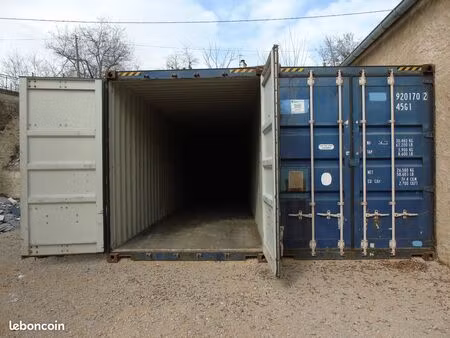 location box/ garde meuble / parking