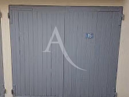 parking/box le bourget