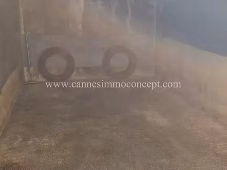 location garage 15 m² à marseille 3 (13003)