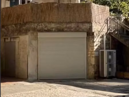 vente parking 55 m² à maussane-les-alpilles (13520)  80 000 €