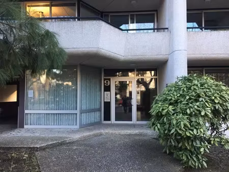 local commercial à louer 121 m² - chamalières (63) - 1 570€