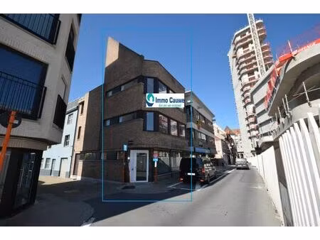 ruime woning/ gebouw te huur op zeer centrale ligging te ...