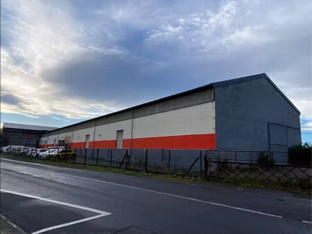 location local d'activités 1580m2 lescar 64230 - 34800 € - surface privée