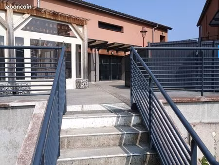 local commercial 160 m²