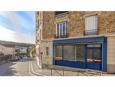 vente murs local professionnel - 50 10m2 plain-pied plus cav