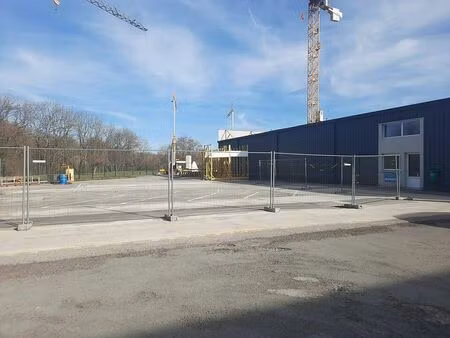 location local d'activités voujeaucourt 580 m²