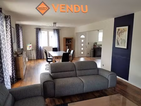 vente maison 7 pièces 250 m² bessenay (69690)