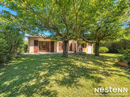 exclusivité nestenn immobilier. charmante maison d'architecte au coeur de castanet-tolosan