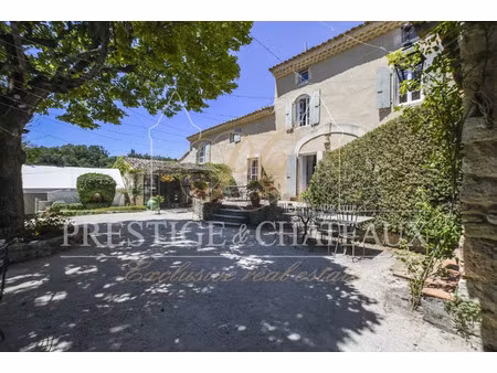 vente maison 14 pièces 500 m² à grignan (26230)  1 680 000 €
