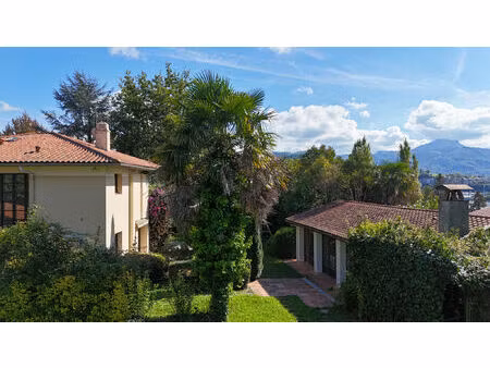 vente maison 6 pièces 300 m² hendaye (64700)