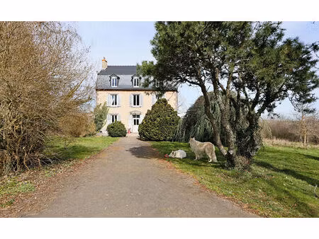 propriété à pouzol composé d'une maison de 205m² et un gite de 92m²