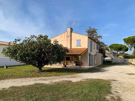 vente maison 7 pièces  175.00m²  saint