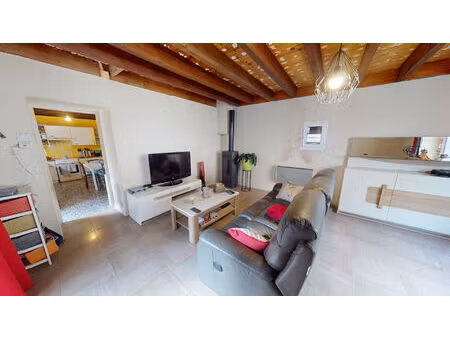 maison 100m² avec extérieur à villebois 01150