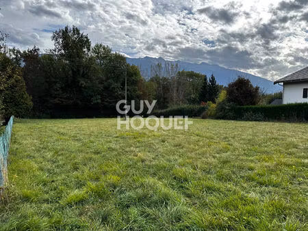 terrain mercury 770 m². a voir rapidement !