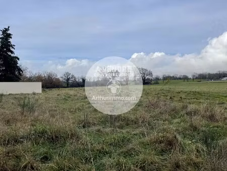 terrain de 920 m² à carquefou