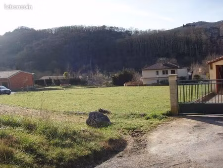 terrain de 1626 m2 à chalabre  aude