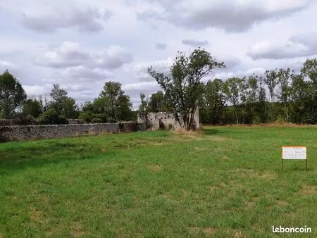 vends terrain à batir