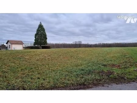 terrain 2100 m² gugnecourt