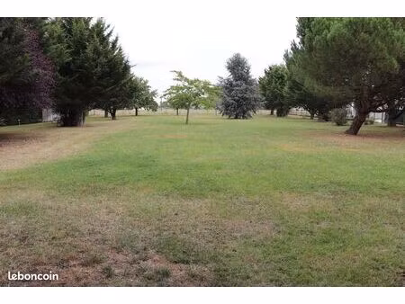 1 terrain à batir de 2778m2 à la chapelle vendomoise