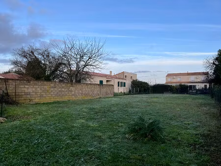 le château - terrain à bâtir - 975 m²