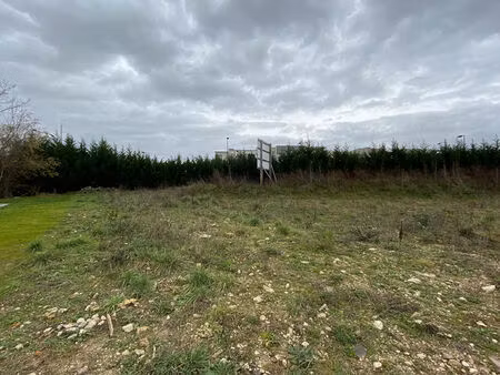 vente terrain  327.00m²  mennecy