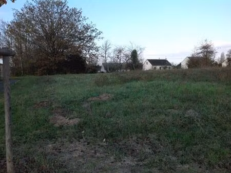 vente terrain 600 m² saint-gaultier (36800)