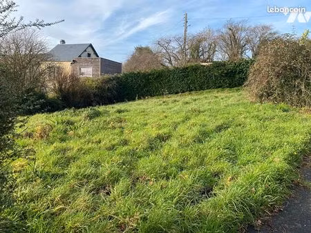 terrain 1021 m² st lo