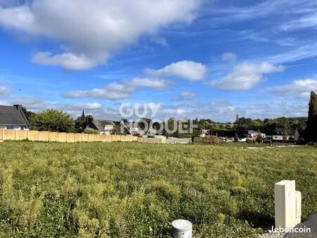 terrain 253 m² serent