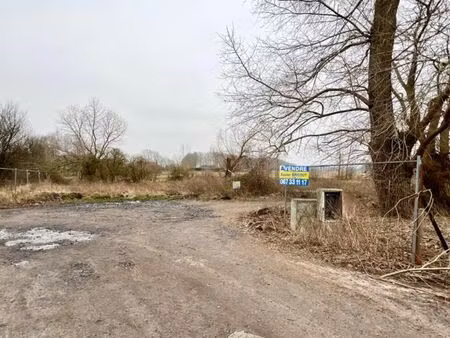 très belles parcelles de terrains situées en zone d'habitat