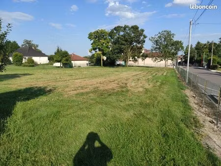 a vendre terrain constructible
