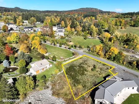 terrain 1117 m² champclause