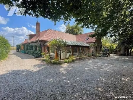 maison 7 pièces 195 m²