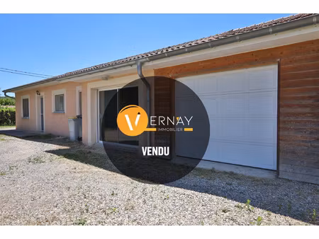 maison de plain-pied 110 72 m2 - terrain 837 m2 - saint-just