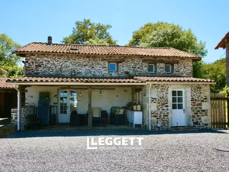 maison 4 pièce(s)  cherves-châtelars