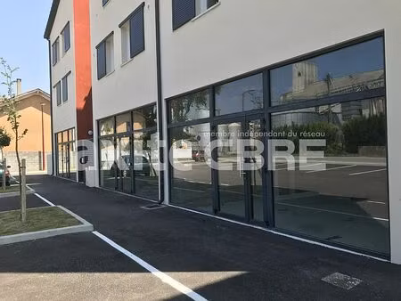 vente commerce saint paul les romans 219 m²
