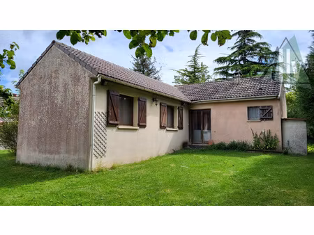 77 - proche sergines maison 3 pièces sur 3454m2 de terrain